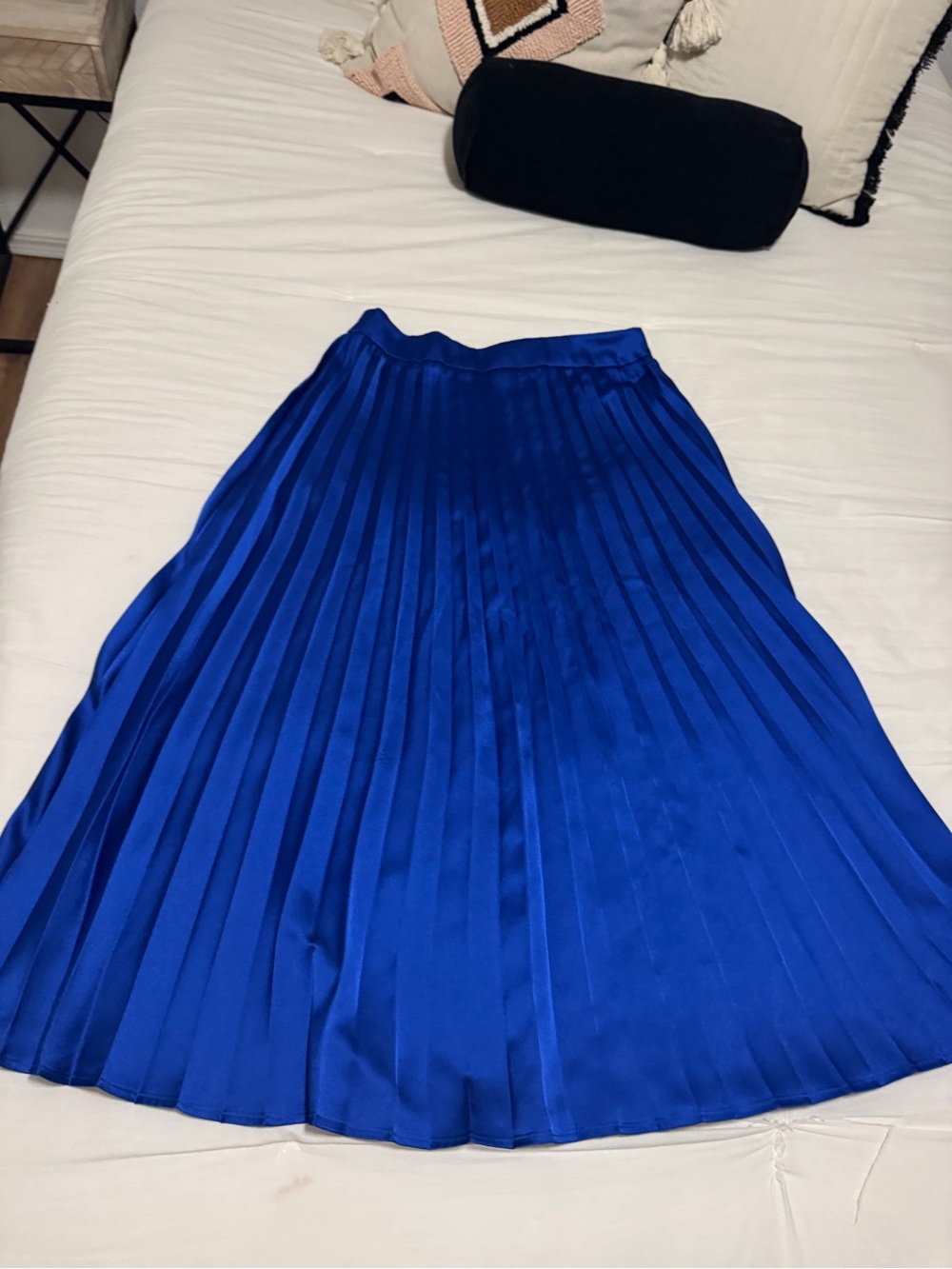 SHEIN Royal Blue Pleated Midi Skirt